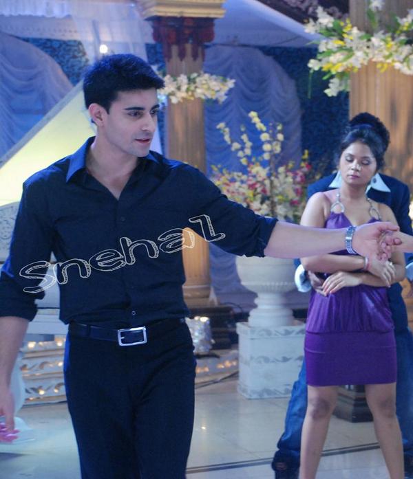 Embedded image permalink