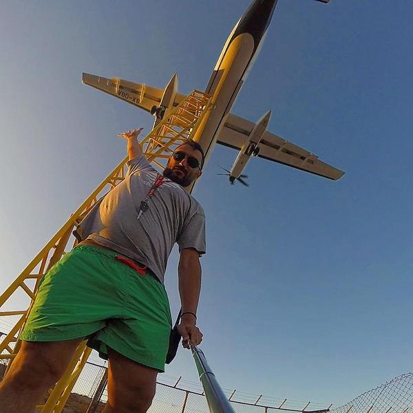 epp654's tweet photo. @aegeanairlines' #dashQ400 landing @ #Santorini
#goprohero3plus #GoProTheWorld #goprovip #gopro #hero3plus #avgeek http://t.co/N3Rzz8Cd3r