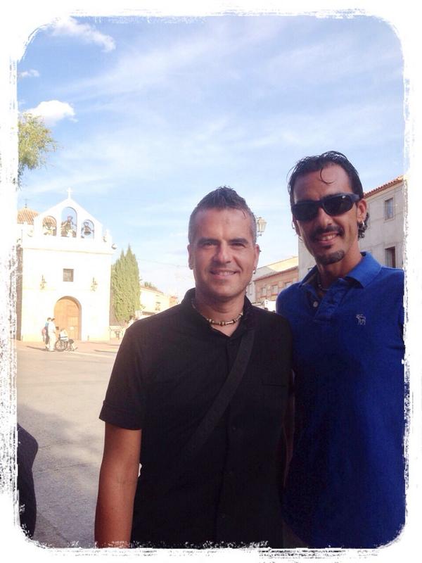 albertitomota's tweet photo. #Cristodelasalud #lapuebladealmoradiel Que me gusta mi Cristo....y con #mireymoro másssss.... #lapconlaapa http://t.co/DQIOeX3dHp