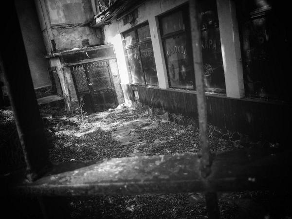 Помня как на "Павлово" имаше относително жив пазар (~1995). Това беше входът на по-голямата от неизбежните кръчми...