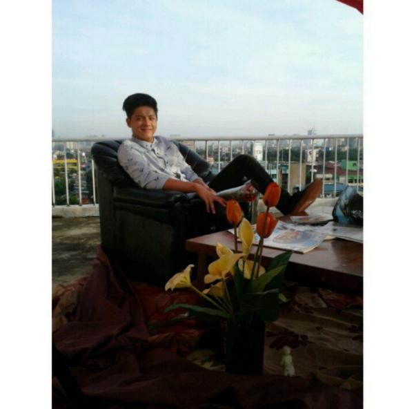 DANIEListaz's tweet image. arvyjaaaaade's photo "There you have it guysssss!!!!! Simpleng Tulad Mo Music Video is now..." instagram.com/p/sR-XBvN4Zk/