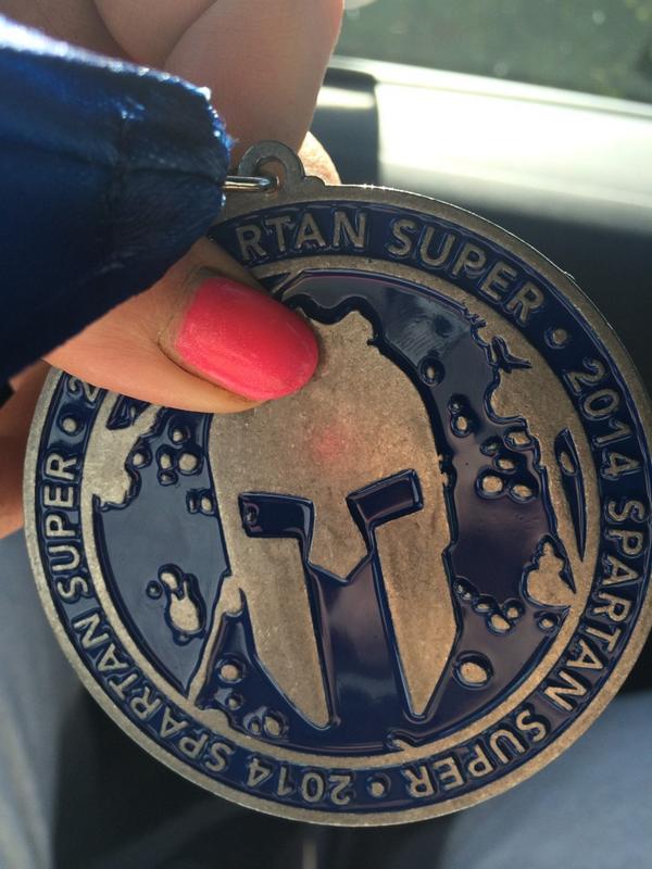 DalyFionadaly1's tweet photo. We did it!@hanban25 @OptimalBodyC thank you, it was all down to your fab training! I carried a 60lb concrete ball 💪☺️ http://t.co/UeWScGcln9