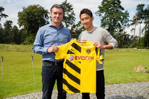 Shinji Kagawa BwYLzjJCUAAbXjF