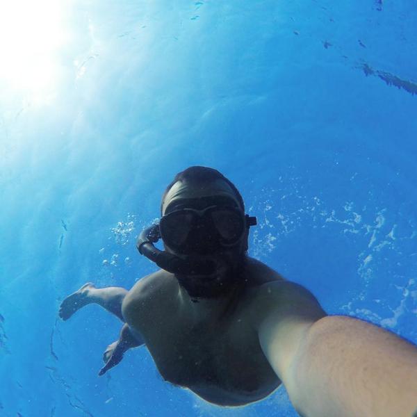 epp654's tweet photo. #Santorini #underwater 
#GoProTheWorld #GoProTheWorld #GoProEverything #goprohero3plus http://t.co/9AZMqX8gjU