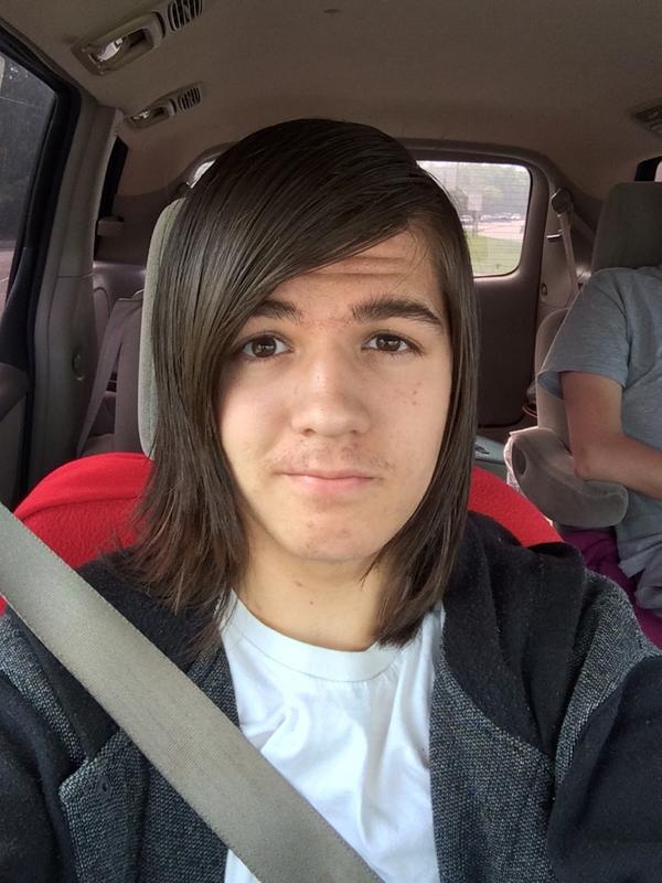 CarolDAuria's tweet photo. Looking for my 16 yr old son. Ran away Friday nite. depression and suicide thoughts. needs meds. Hair is shorter now http://t.co/rQ2MDuU41h