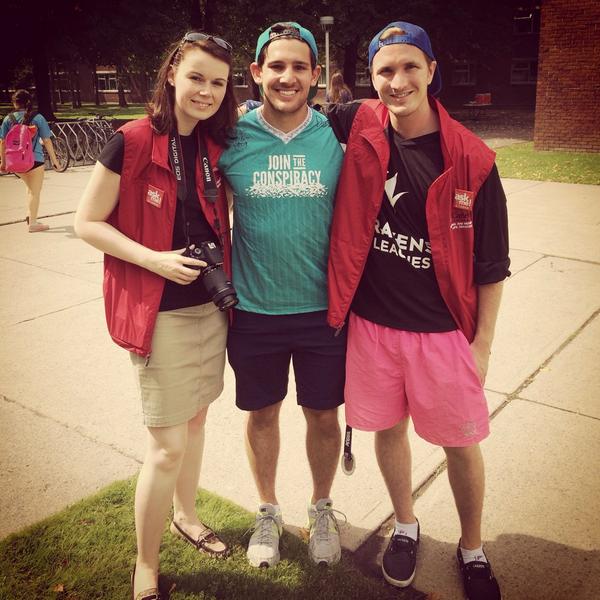 Team3CUFrosh's tweet photo. Yeti's love @CarletonRes! #dynamicduo #CUInRes2014 http://t.co/6QzzbQH12M