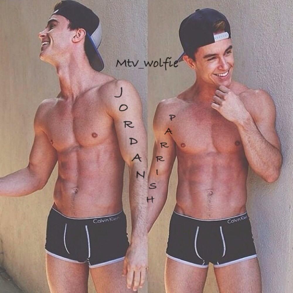 Happy birthday to this beautiful human being. youre amazing Ryan and have an amazing birthday 