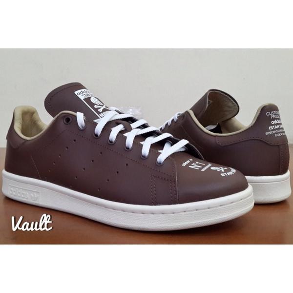 Vault Store tweet media