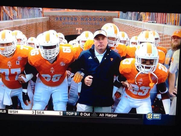 vannah_lexi's tweet image. It's football in Tennessee time!!! 🍊🏉🍊🏉🍊🏉🍊🏉🍊🏉🍊🏉🍊🏉🍊