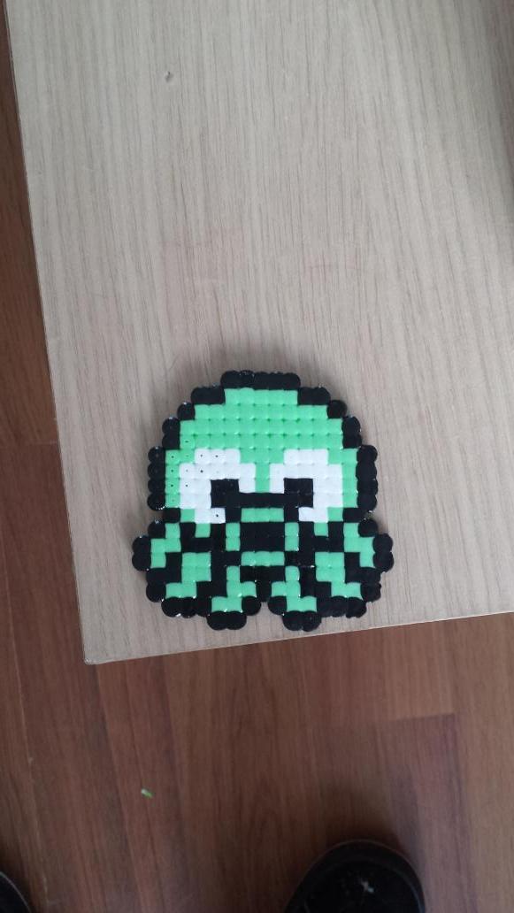 PixelsCustom's tweet image. Only two new designs today as not feeling great!  #pixelart #pixels #hamabeads #stitch #squid #Zelda