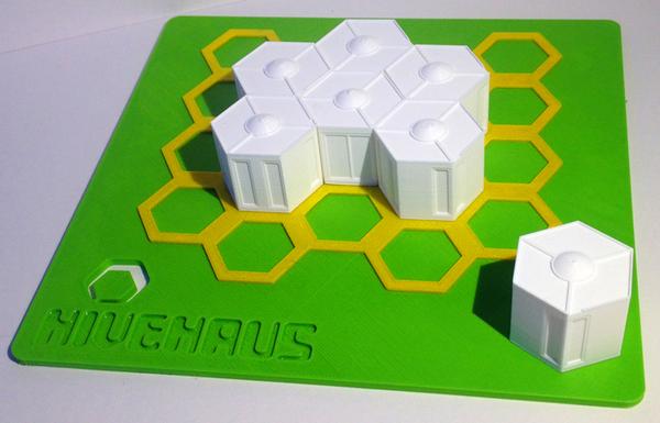 Fantastic 3d print of Hivehaus concept courtesy of the fabulous team @UltimakerCREATE <a href="/UltimakerGB/">UltiMaker GB</a>