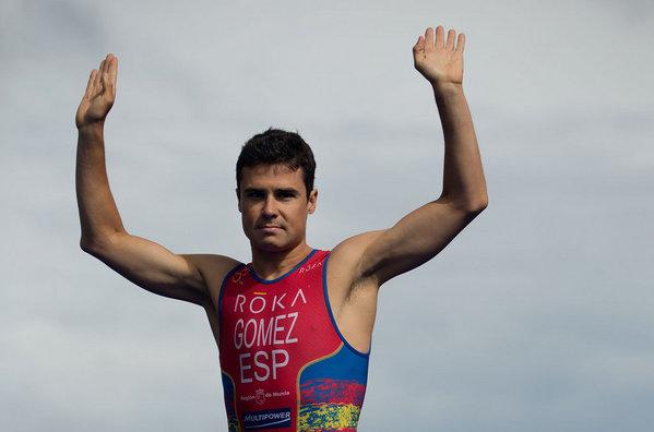 mundodeportivo's tweet photo. Javier Gómez Noya, tetracampeón del mundo de triatlón http://t.co/Fbl3Haeudr http://t.co/VG4Rl179PV