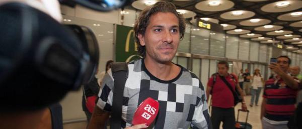 RafyAtm17's tweet photo. Alessio Cerci (@ale_cerci_7) ya está en Madrid: "Sabía que @Simeone me quería desde hace tiempo" #BienvenidoCerci http://t.co/56vL6tURHj
