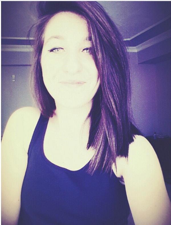 merkezindee's tweet photo. Evde yalnız kalıncaa benn.s.s http://t.co/vBCZeVS32s