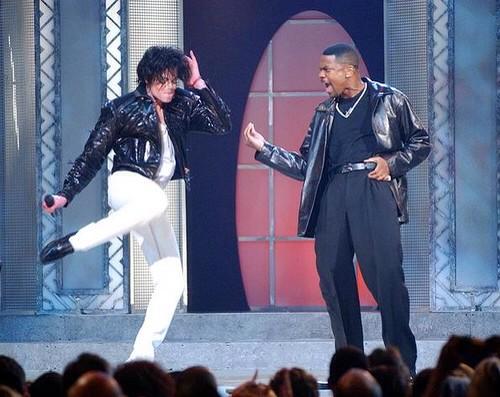 Happy bday Chris Tucker, Thanks for being such a good friend to Michael & youre very funny     