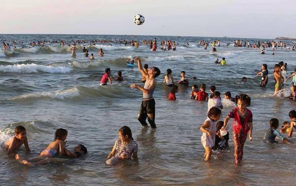 ReturnPal's tweet image. Life continues in #Gaza, Palestine, we continue to make life, we continue to enjoy life ..