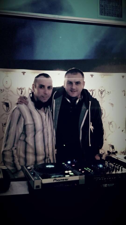 playhouse_1's tweet photo. Few pics from last nights gig at Edison with Roger &amp; Martin from Liverpool for Playhouse http://t.co/RW2JNif7pE