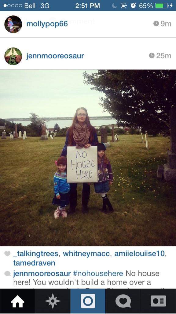 _talkingtrees's tweet image. #nohousehere Jenn Moore and daughters, Fern &amp;amp; Veida, showing support for #graceislet all the way from #CapeBreton