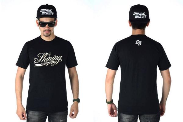 CODE PRODUCT: "RESOLUTE" T-SHIRT
Price: 169.000 + Free Sticker.
SIZE: S . M . L