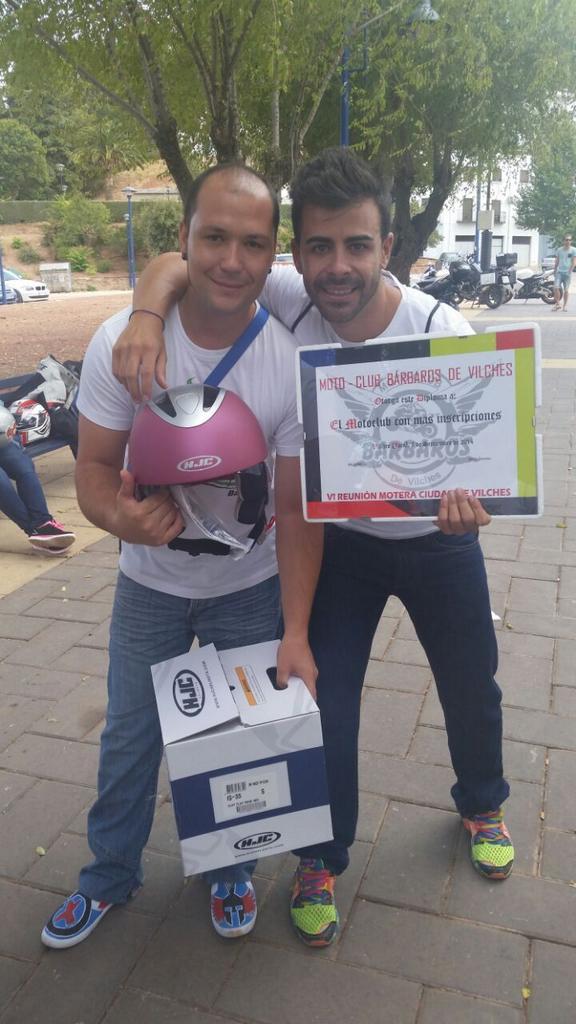 tripitripi_r6's tweet photo. 1PREMIO, para...club.@losdespegaos @pacoguzmanVR @brotes_99 @felix8412 @JL_Arboledas @CarlosUbeda1977 #TODOS http://t.co/7x2hxxbVgN