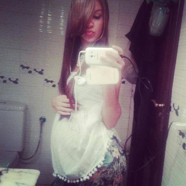 YanelBarbie's tweet photo. Con El Drake ^.^ Mi hijo me Tiene Bellaa ! http://t.co/Py79pTOEzO