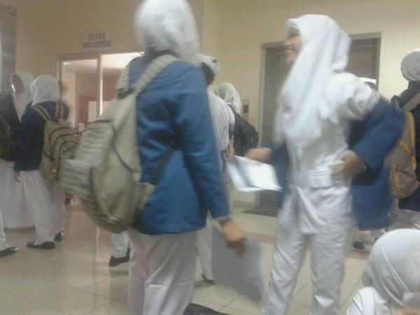 reedditta's tweet photo. orientasi profesi.... http://t.co/Pnx3xAIs45