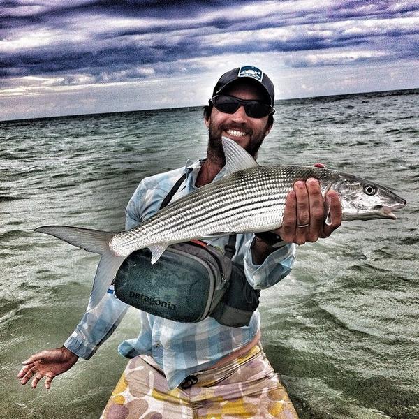 FishSimply's tweet photo. The resultofbeing on the right place at the right time! Thanks God! @officialpatagoniaflyfish
#flats #catchandre... http://t.co/CJNtHREVj7