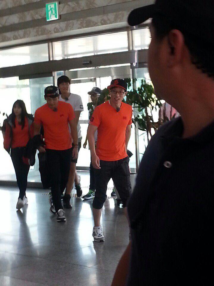 Bwb3GjDCUAABPI8.jpg:large