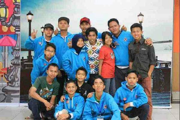 MBGSBW's tweet photo. Ngeksis Sebelum Pulang #MallRiau #OtwPalembang http://t.co/TOXq4QqFUl