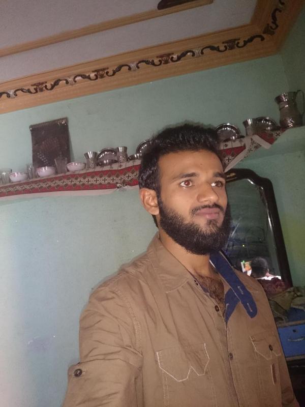 umarlike44's tweet image. Its me