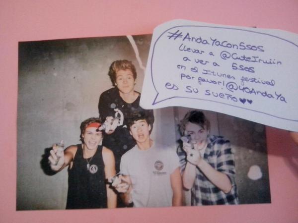 CherryLy_Art's tweet photo. #AndayaCon5SOS por que si ellos lo dicen será por algo !💕 @40Andaya http://t.co/lrSPkep1KS