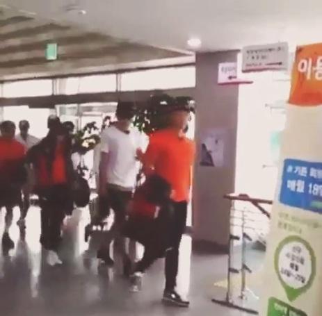 Bwb_BAGCAAAYh-Q.jpg:large