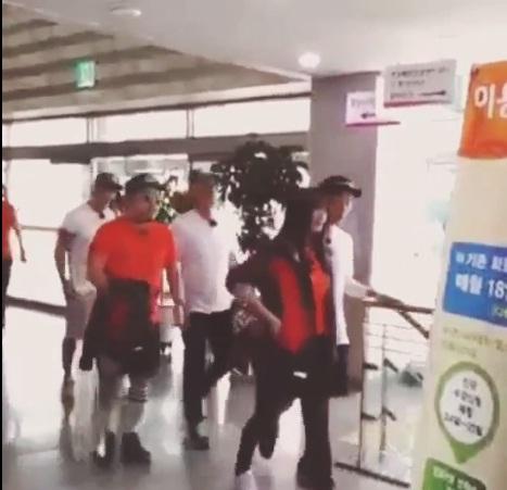 Bwb_BB6CIAEvg63.jpg:large