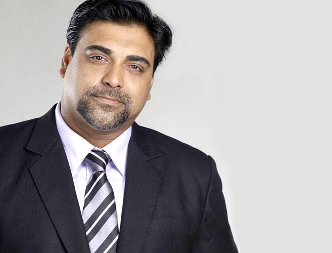 Ram Kapoor is celebrating his birthday today!!!

iMusti wishes him a very Happy Birthday!

 