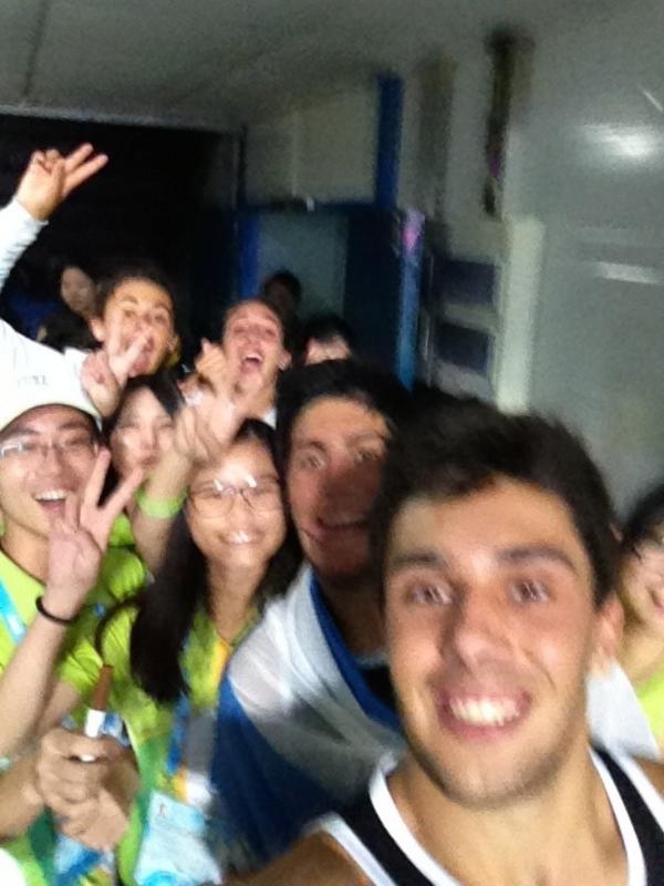 See how #YOGvolunteers celebrated with bronze-winning #YOGbeachvolleyball Team ARG! Those good times! #nanjing2014