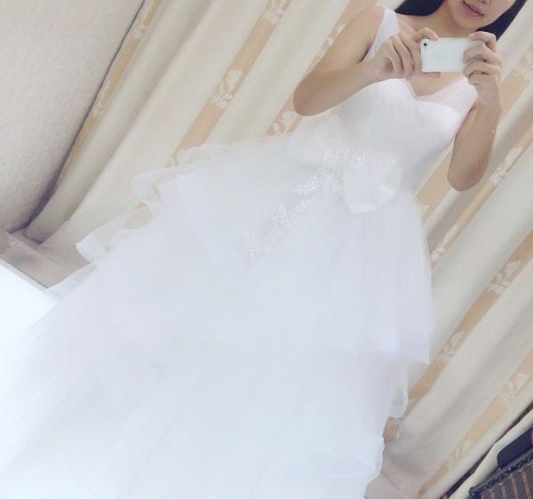 531663908's tweet photo. 当新娘子辣～😄 http://t.co/Bd3JABPush