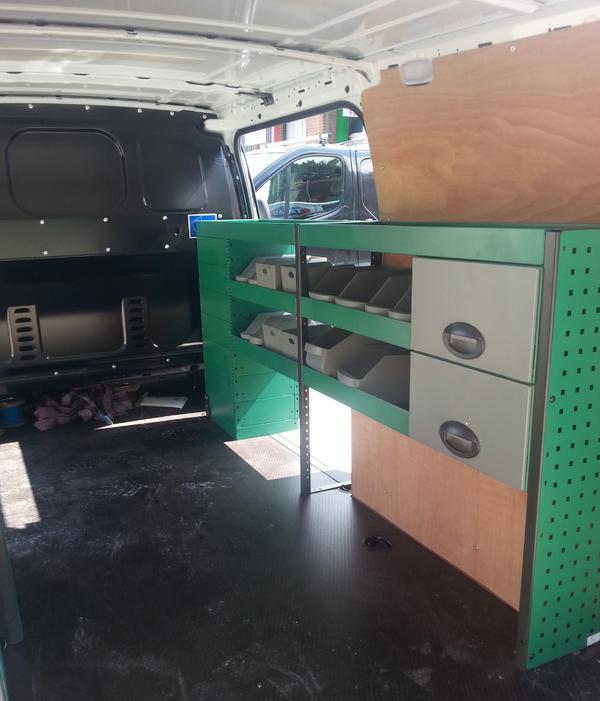TADComms1's tweet image. We have just fitted personalised Edstrom Racking onto a vehicle for London Concrete. #systemedstrom #Racking