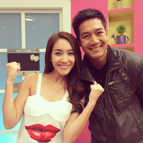 ทานของคาวไปแล้วก็ได้เวลาทานของหวาน #ข้าวเหนียวอีสาน หว๊านหวาน!! #ล่ารักสุดขอบฟ้า <a href="/minpechaya/">Min Pechaya W.</a> <a href="/weir19/">Cookie@beacon</a>