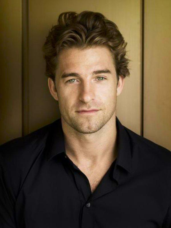   ¡Feliz cumpleaños número 39 al actor Scott Speedman!  /           happy bday baby