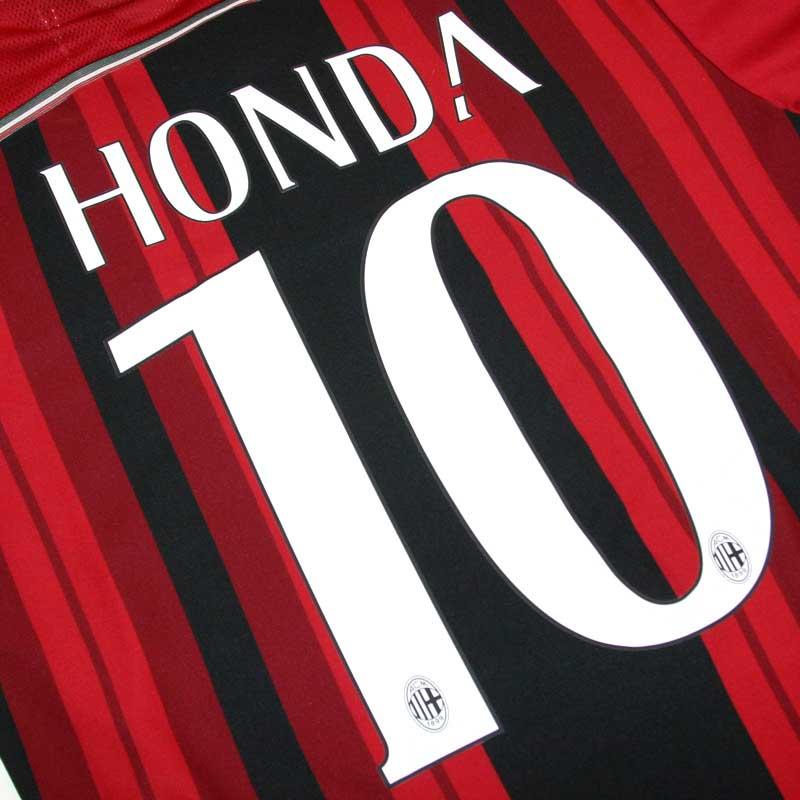 تويتر サッカーキング ショップ على تويتر 14 15 Acミランホームレプリカ 10 Honda Http T Co Axfiux4j85 ロッソネロのストライプには 幅と色が異なるグラデーションを採用 左胸にクラブ115周年記念のミラノ市章つき 本田圭佑 Http T Co Ync10znsqi تويتر サッカーキング ショップ على تويتر 14 15 Acミランホームレプリカ 10 Honda Http T Co Axfiux4j85 ロッソネロのストライプには 幅と色が異なるグラデーションを採用 左胸にクラブ115周年記念のミラノ市章つき 本田圭佑 Http T Co Ync10znsqi