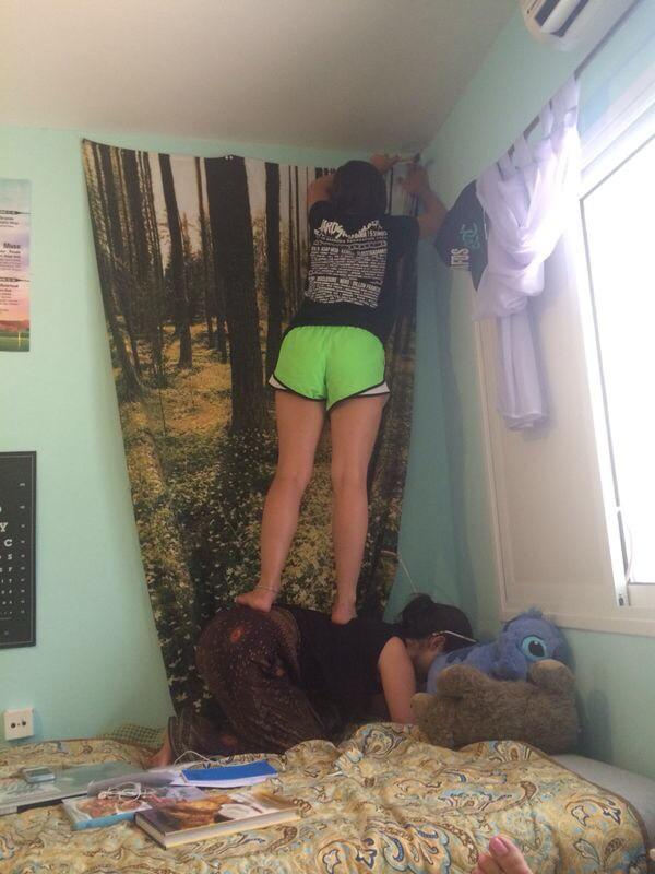 yaboyrit's tweet photo. @shaikatz broke my tapestry, so I had to teach that bitch a lesson #humanstepstool http://t.co/3JYoJ05bEO