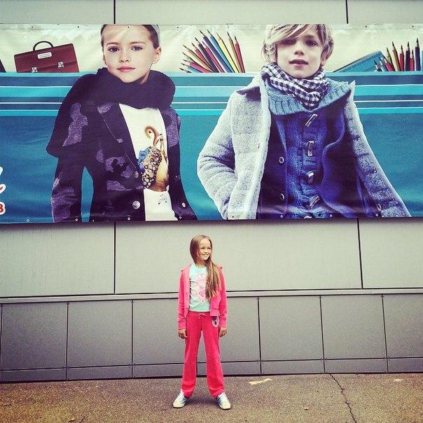 kristina pimenova в колготках Kristina Pimenowa - SeaArt AI модель