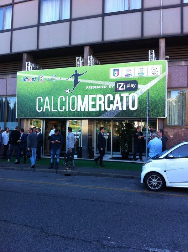 Marco83Galati's tweet photo. Ultime ore di #calciomercato http://t.co/XJ25m3ueQx