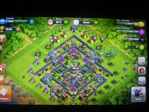 ninhokachu2's tweet photo. Heay kachunih..  7 month , Builder 5 , no gems , no gadgets , AQ 15 , BK 18 , lvl 94 at.IBOR MANADO.. Can u?hhahah http://t.co/SnSHfCsx47
