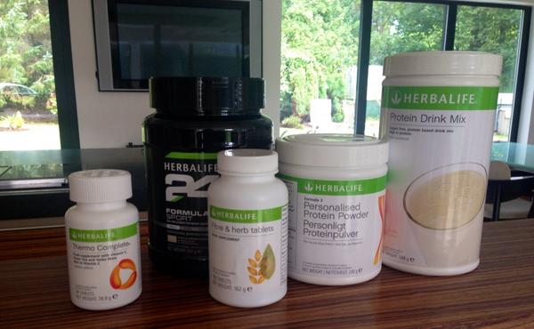 DonnaBeverley's tweet image. Thank u so much @aoifefrancesca for my  @Herbalife tailored protein plan #operationhotbod 💪😁