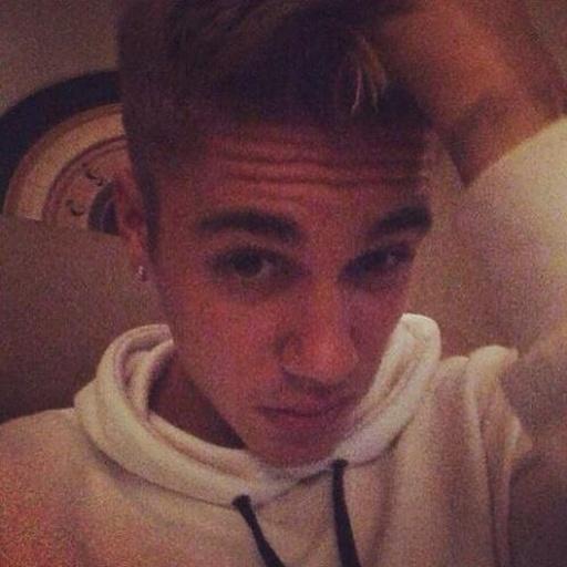 mrbzlex's tweet photo. baby, be honest. http://t.co/q6kGvPTNl3