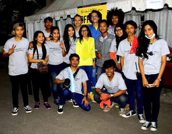 Suatu kebanggaan bisa menjadi panitia <a href="/mabes2K13_fest/">MABES UNKRIS</a> maaf kalo gue masih banyak banget kekurangan, sukses untuk kita