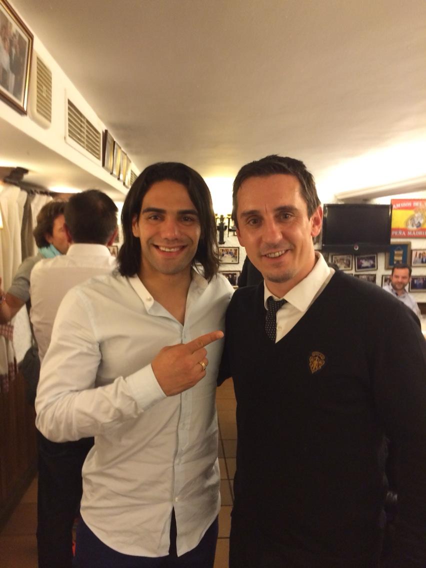 BwcgB1tIIAIvtkE.jpg:large