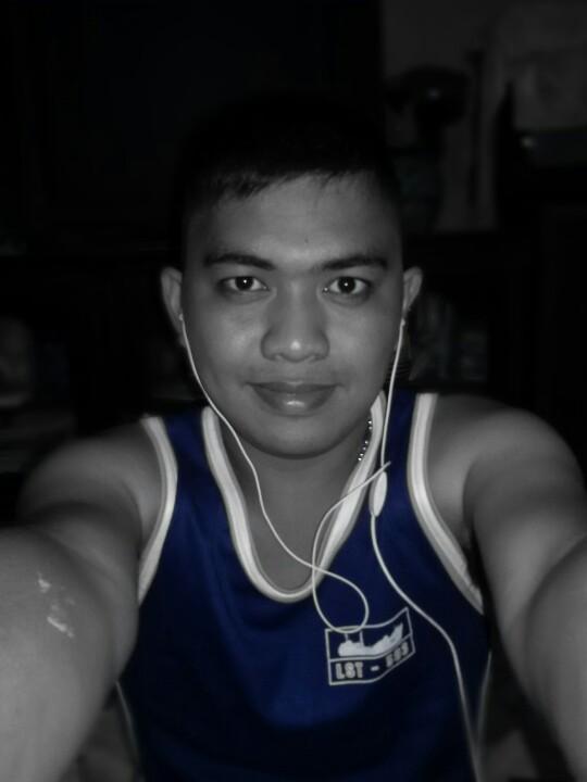 ranting_sepi's tweet photo. Dasar org aneh 😂😂 http://t.co/pOaUGlkS2c