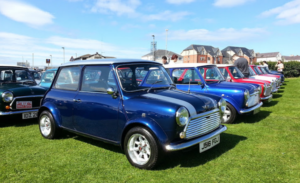 RoddyOKane's tweet photo. @ our first mini show at the #CausewayCoastMiniClub ;-) #Portrush #MiniMag #MiniSport #MiniSpares http://t.co/71JKu8lzh1